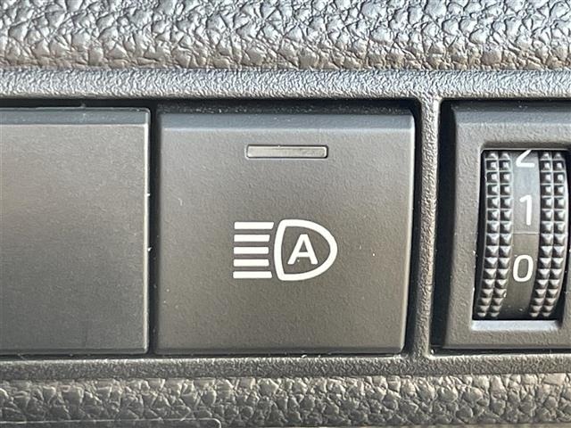 Toyota COROLLA TOURING 2023 7174511-10