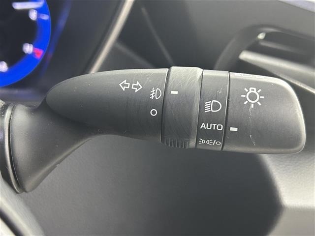 Toyota COROLLA TOURING 2022 7174588-11