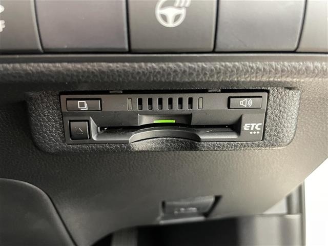 Toyota COROLLA TOURING 2021 7174589-16