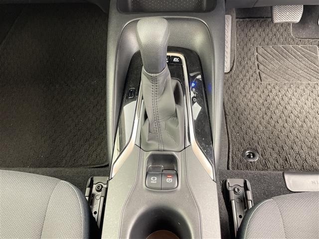 Toyota COROLLA TOURING 2021 7174682-10
