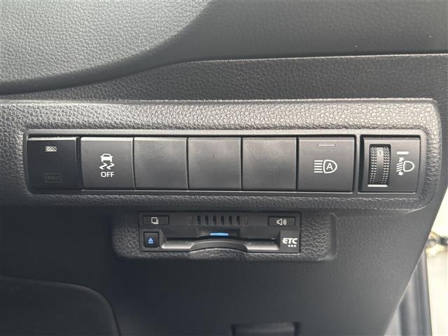 Toyota COROLLA TOURING 2021 7174707-18
