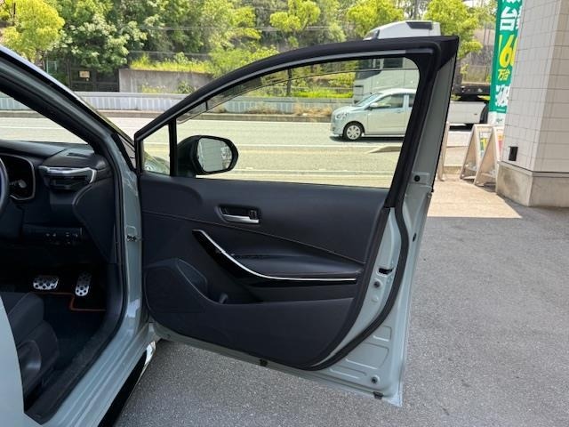 Toyota COROLLA TOURING 2021 7174755-6