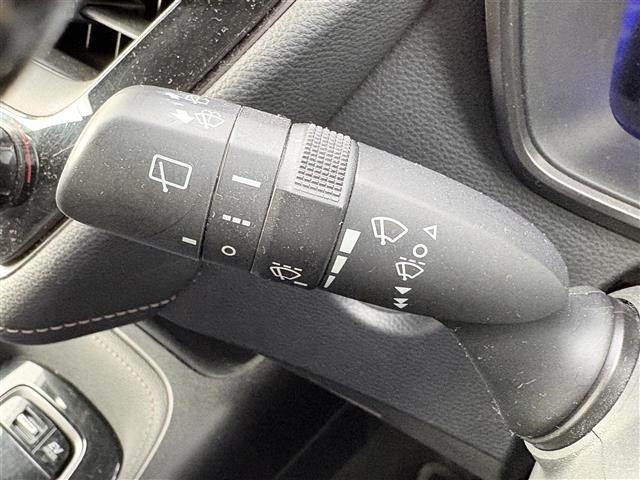 Toyota COROLLA TOURING 2019 7174799-3