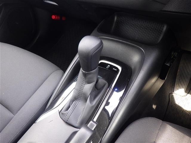 Toyota COROLLA TOURING 2019 7174850-6