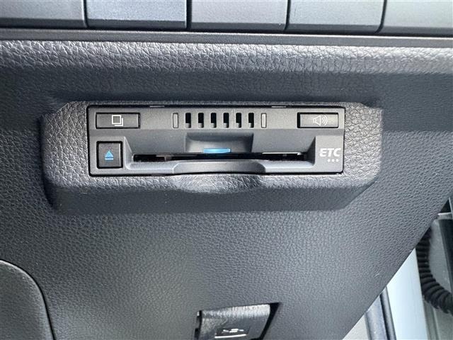 Toyota COROLLA TOURING 2020 7174872-18