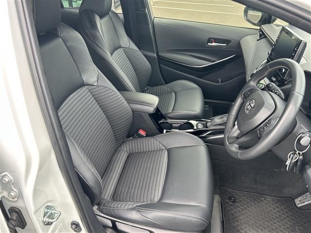 Toyota COROLLA TOURING 2022 7174916-4