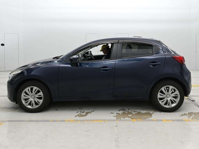 Mazda DEMIO 2016 7166052-4