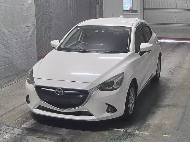 Mazda DEMIO 2016 7166069-0