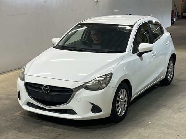 Mazda DEMIO 2017 7166090-0