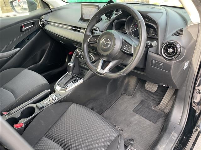 Mazda DEMIO 2017 7166471-6