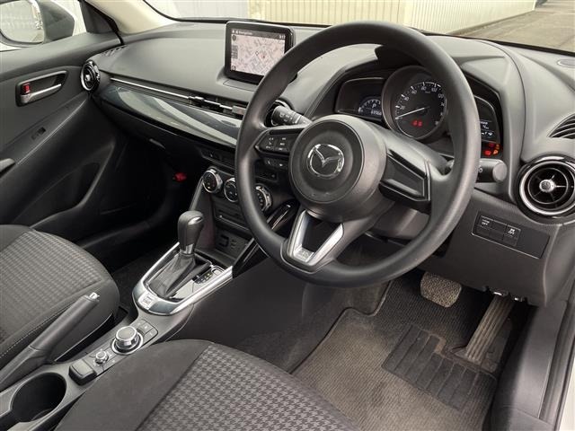Mazda DEMIO 2017 7166648-1