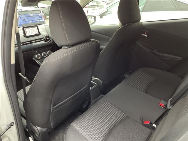 Mazda DEMIO 2017 7166648-9