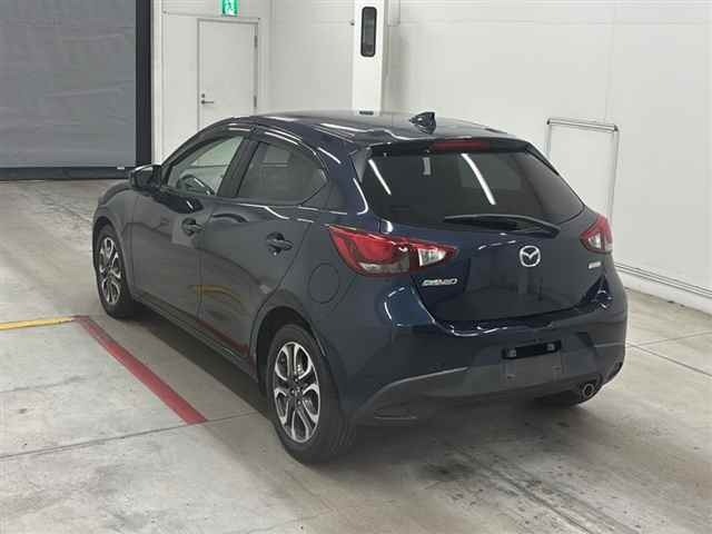 Mazda DEMIO 2016 7166737-1