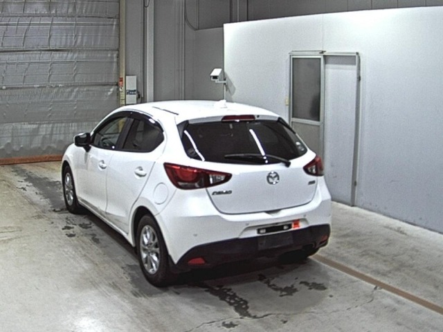 Mazda DEMIO 2017 7166839-1