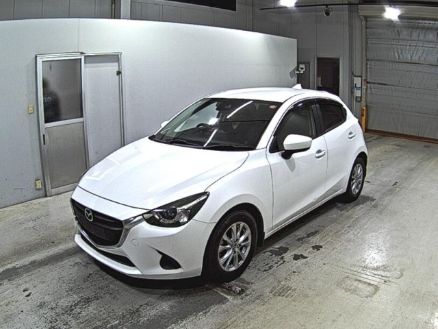 Mazda DEMIO 2017 7166839-4