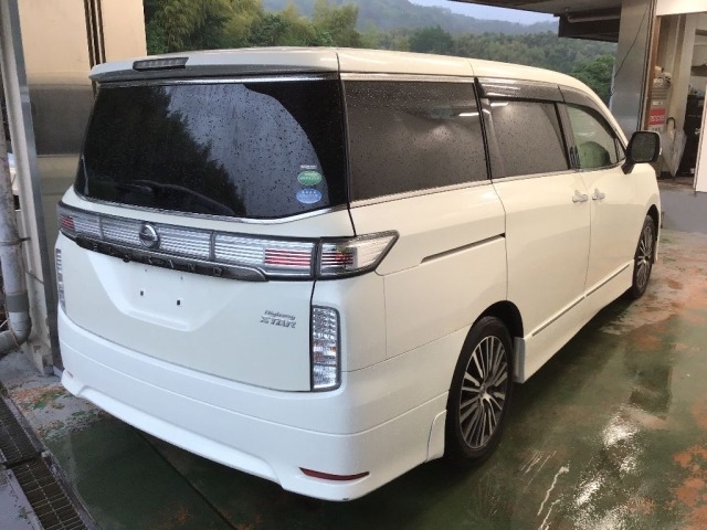 Nissan ELGRAND 2015 7167659-4