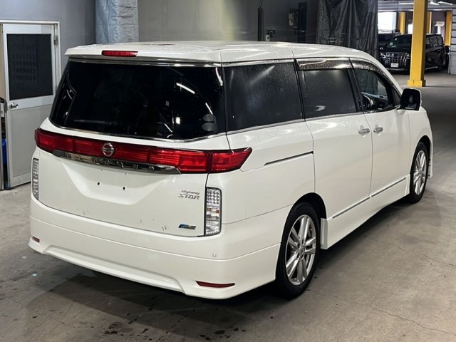 Nissan ELGRAND 2010 7167729-5