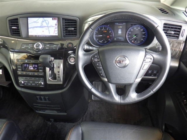 Nissan ELGRAND 2018 7167730-5