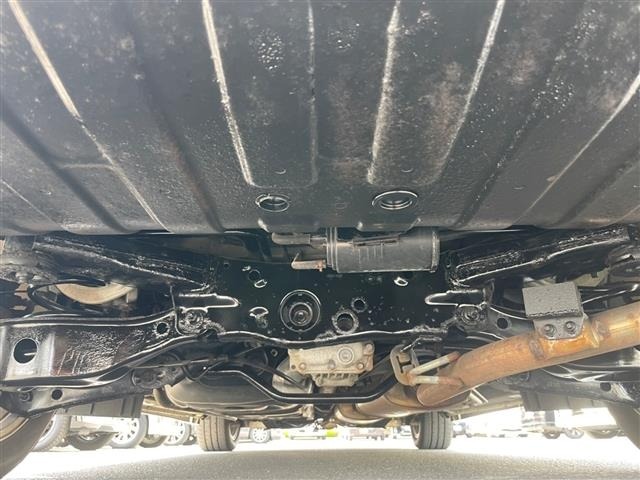 Nissan ELGRAND 2014 7168180-13