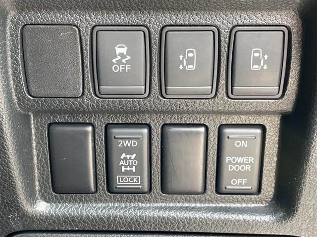Nissan ELGRAND 2014 7168180-5