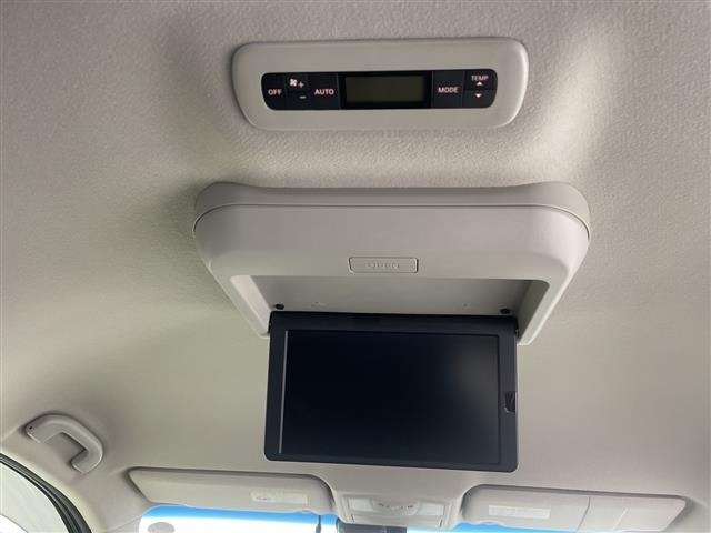 Nissan ELGRAND 2021 7168183-16