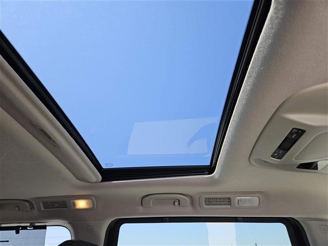Nissan ELGRAND 2015 7168220-15