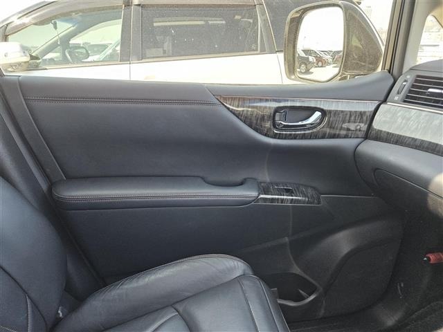 Nissan ELGRAND 2015 7168220-22
