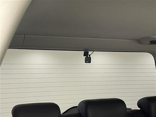 Nissan ELGRAND 2015 7168267-9