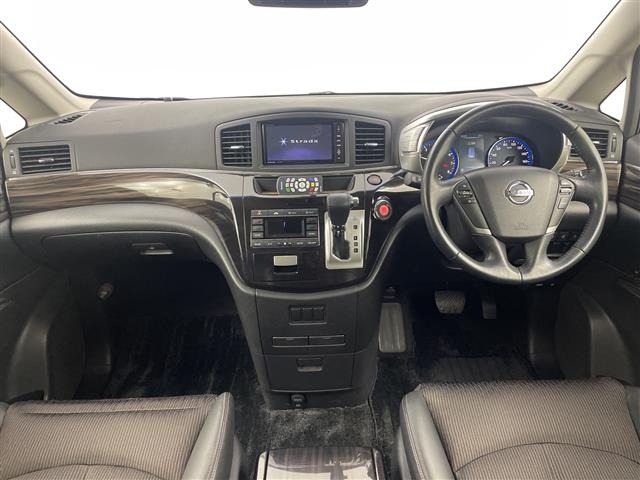 Nissan ELGRAND 2015 7168268-14