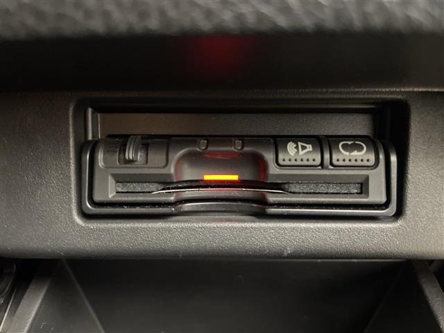Nissan ELGRAND 2015 7168268-17