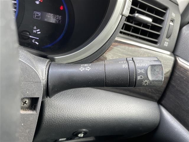 Nissan ELGRAND 2012 7168293-10