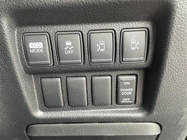 Nissan ELGRAND 2012 7168293-7
