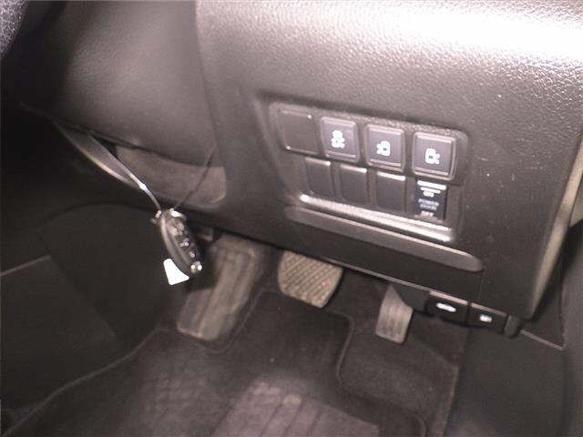 Nissan ELGRAND 2018 7168299-9