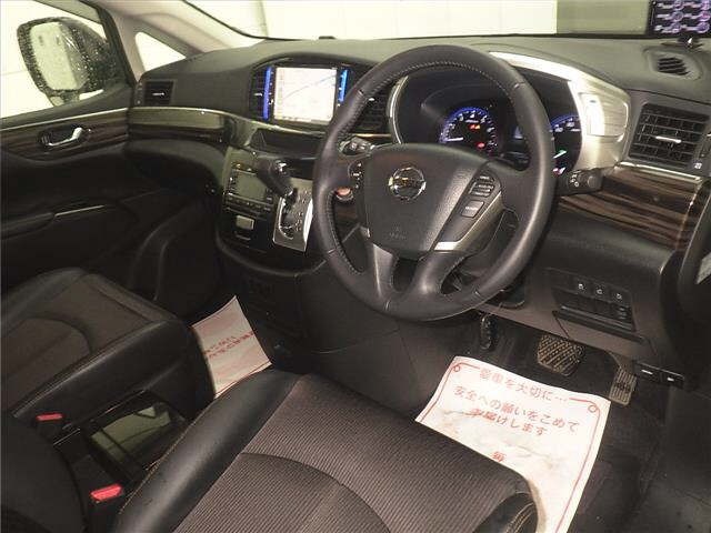 Nissan ELGRAND 2017 7168301-3