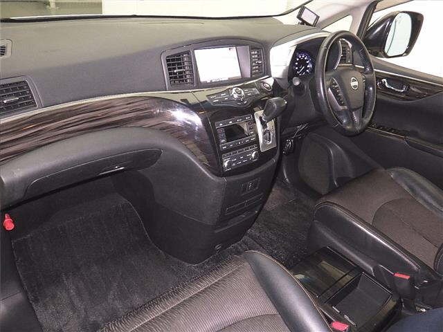 Nissan ELGRAND 2014 7168302-4