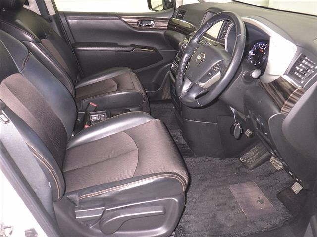 Nissan ELGRAND 2014 7168302-5