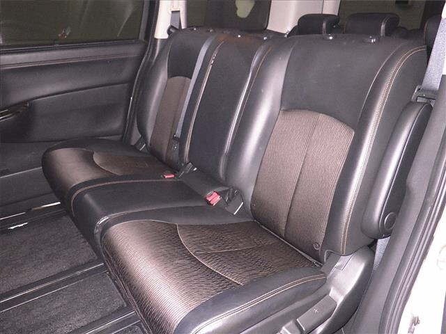 Nissan ELGRAND 2014 7168302-7