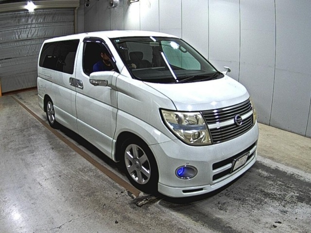Nissan ELGRAND 2010 7168317-0