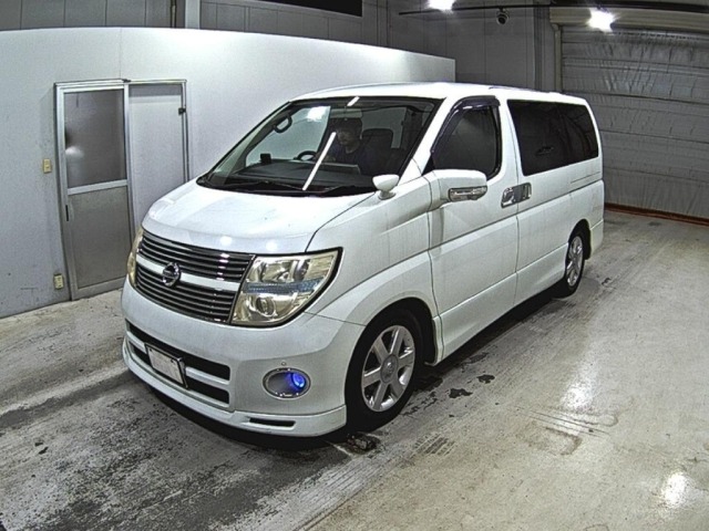 Nissan ELGRAND 2010 7168317-4