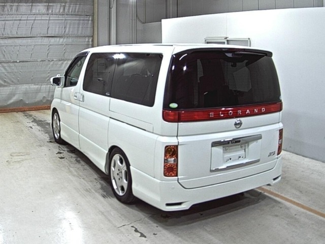 Nissan ELGRAND 2008 7168343-1