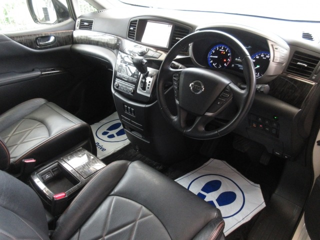 Nissan ELGRAND 2015 7168361-6