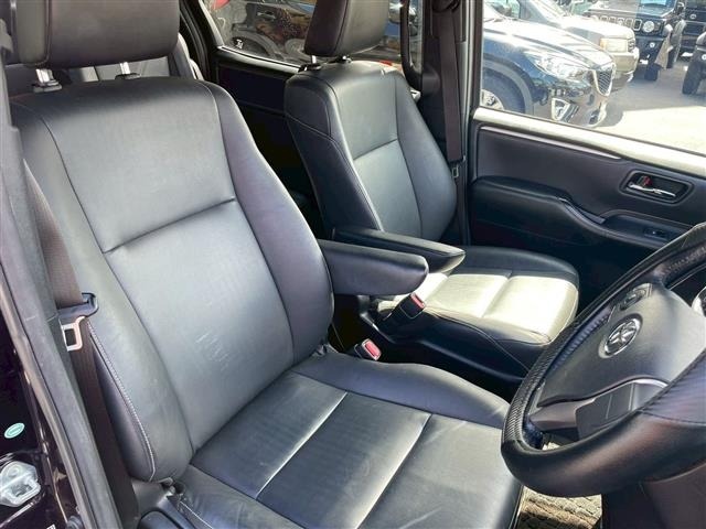 Toyota ESQUIRE 2016 7169284-1