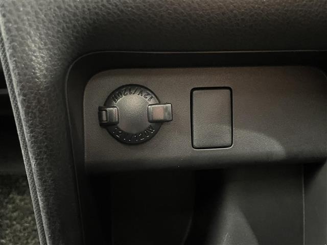 Toyota ESQUIRE 2015 7169354-3