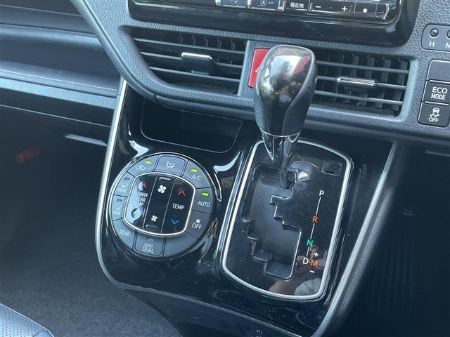 Toyota ESQUIRE 2018 7169434-1