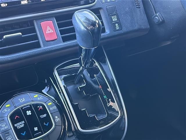 Toyota ESQUIRE 2018 7169497-20