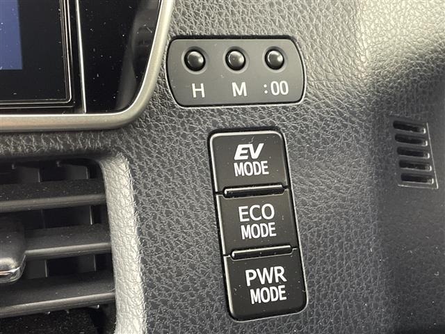 Toyota ESQUIRE 2018 7169686-3