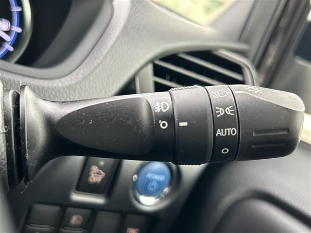 Toyota ESQUIRE 2016 7169704-10