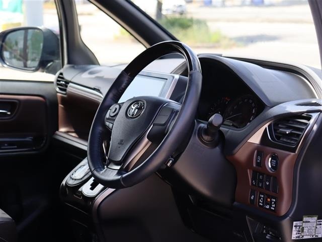 Toyota ESQUIRE 2018 7169705-11