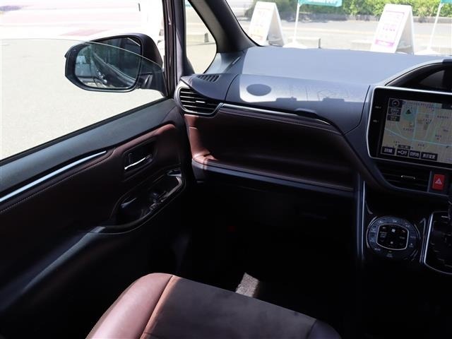 Toyota ESQUIRE 2018 7169705-20
