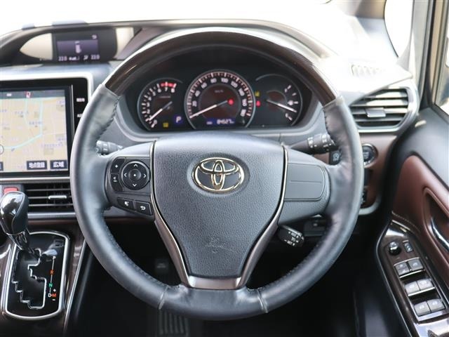 Toyota ESQUIRE 2018 7169705-3